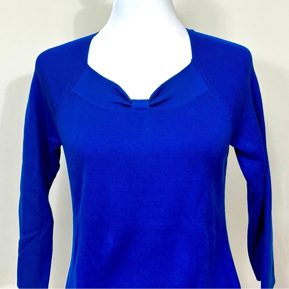 NWOT EVIE Blue Knit w Twist Front & Square V-Neck 3/4 Sleeves Pullover Top S - Picture 3 of 12